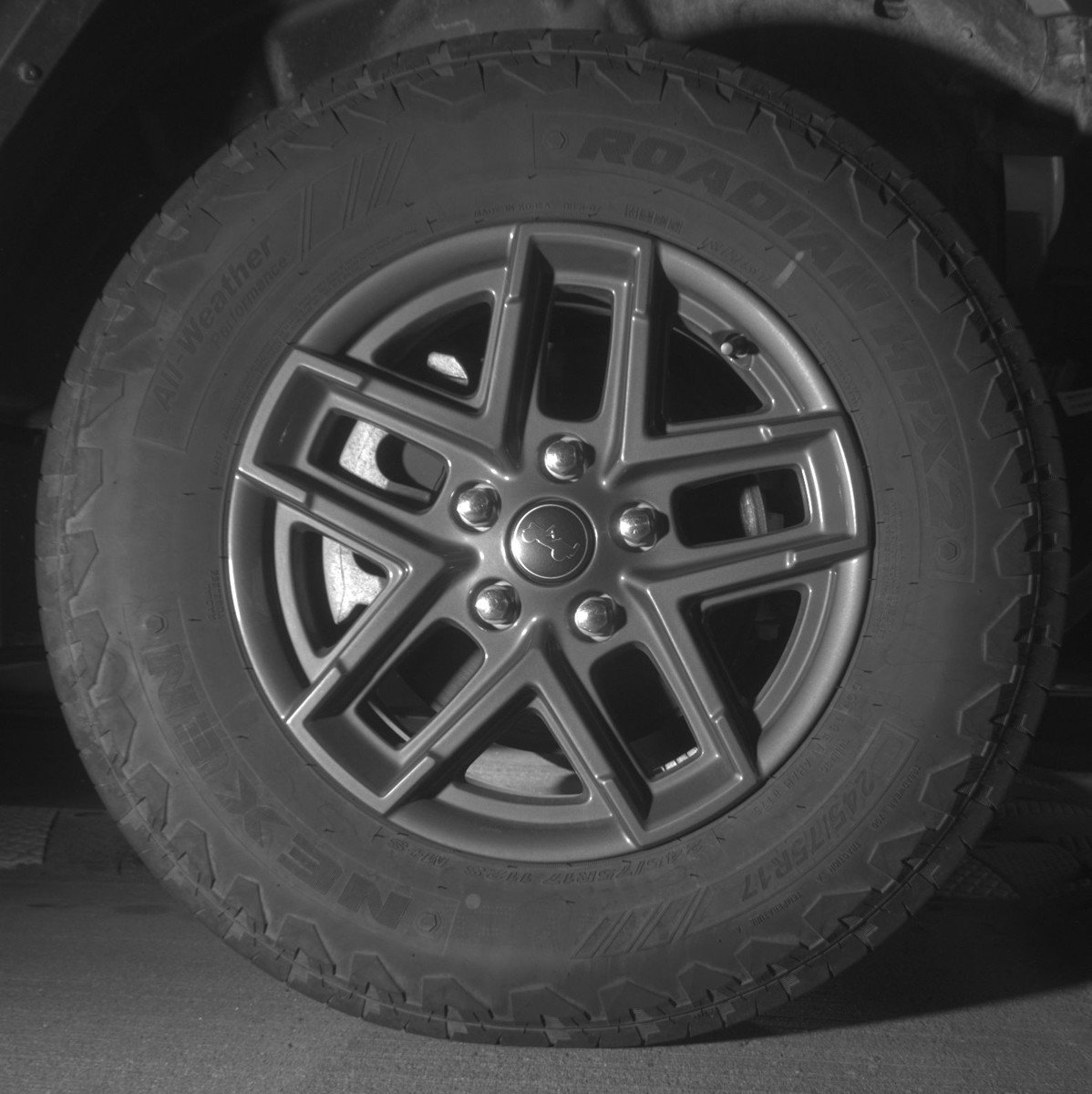 Used 2025 Jeep Wrangler Unlimited Sport AWD/4WD image 13