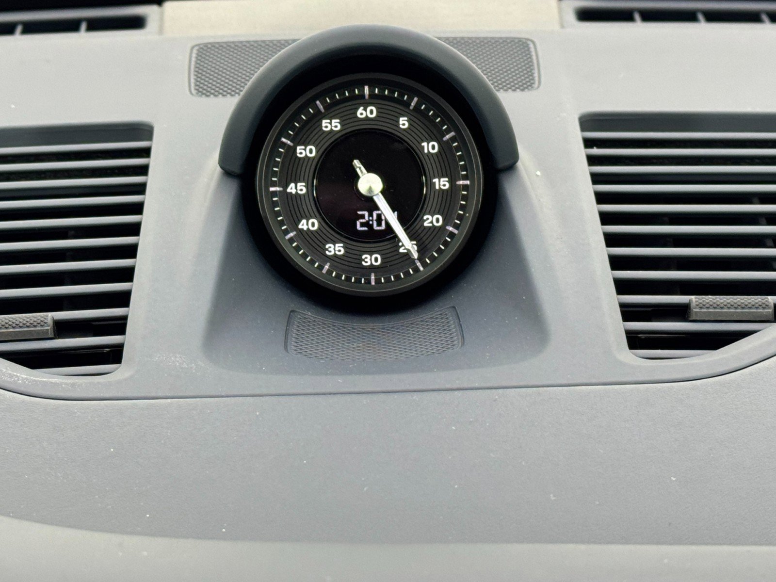 Used 2025 Porsche 911 Carrera image 23