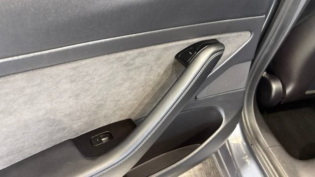 Used 2020 Tesla Model 3 Standard Range Plus RWD image 18