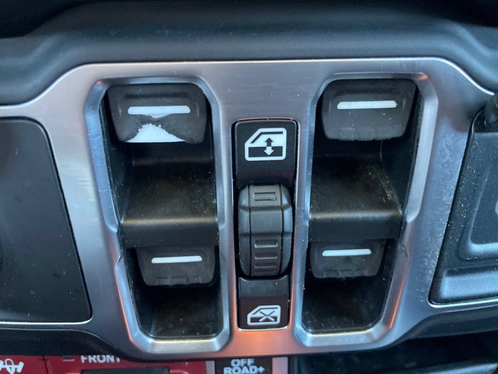 Used 2023 Jeep Gladiator Rubicon w/ LED Lighting Group AWD/4WD image 24