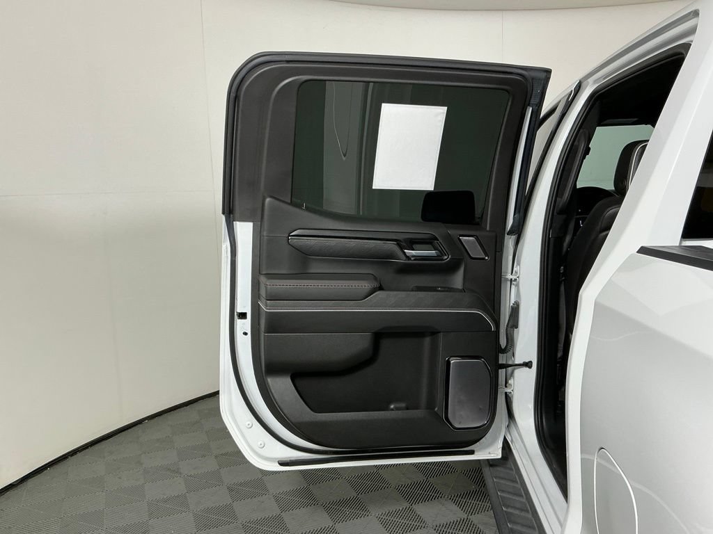 Used 2023 GMC Sierra 1500 AT4X AWD/4WD image 25