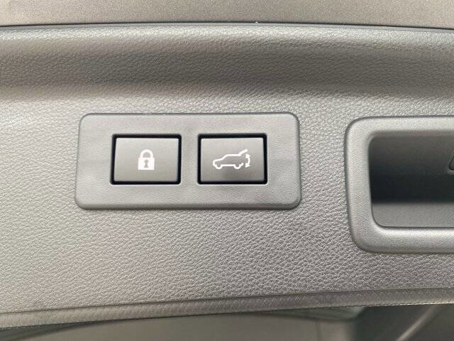 Used 2021 Subaru Forester Premium image 8