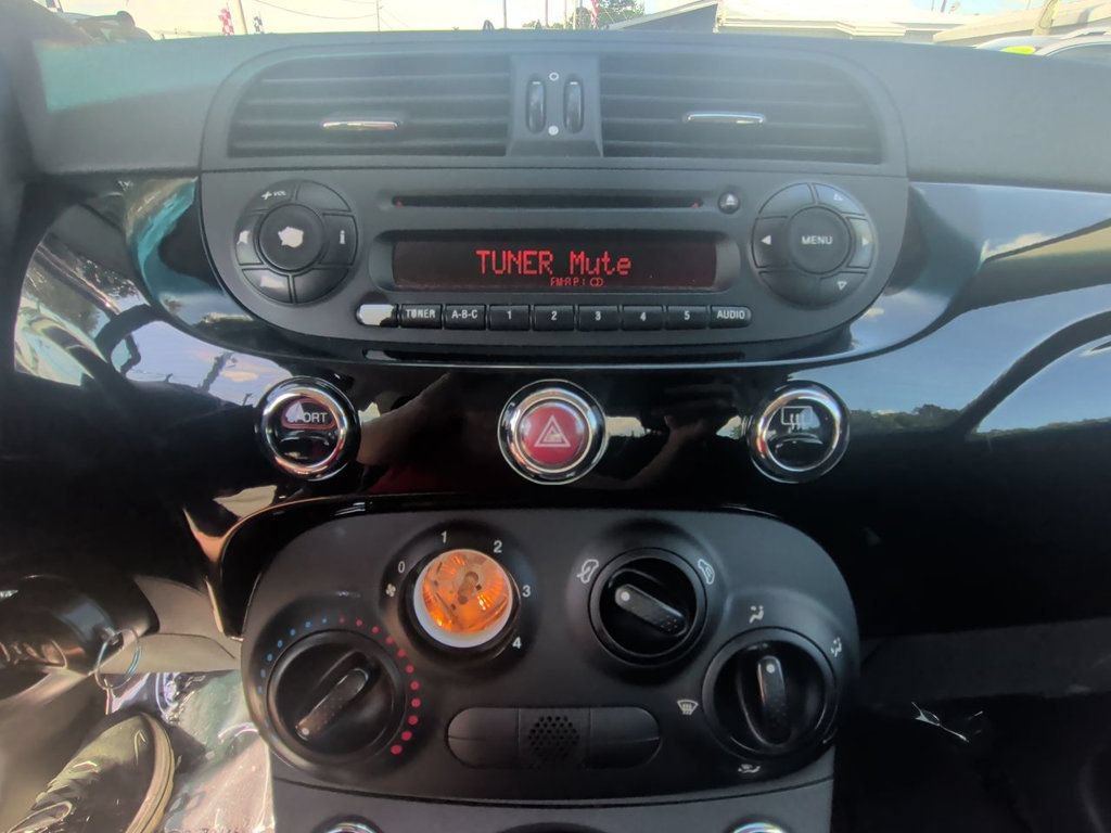 Used 2015 FIAT 500 Pop FWD image 18
