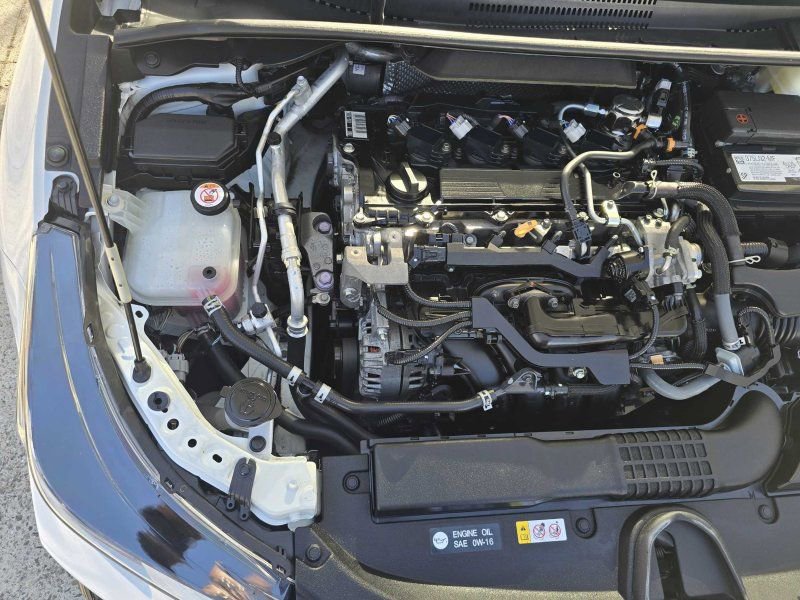 Used 2021 Toyota Corolla SE image 39