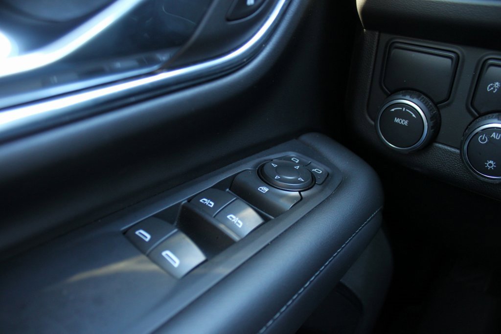 Used 2023 Chevrolet Tahoe LS image 15