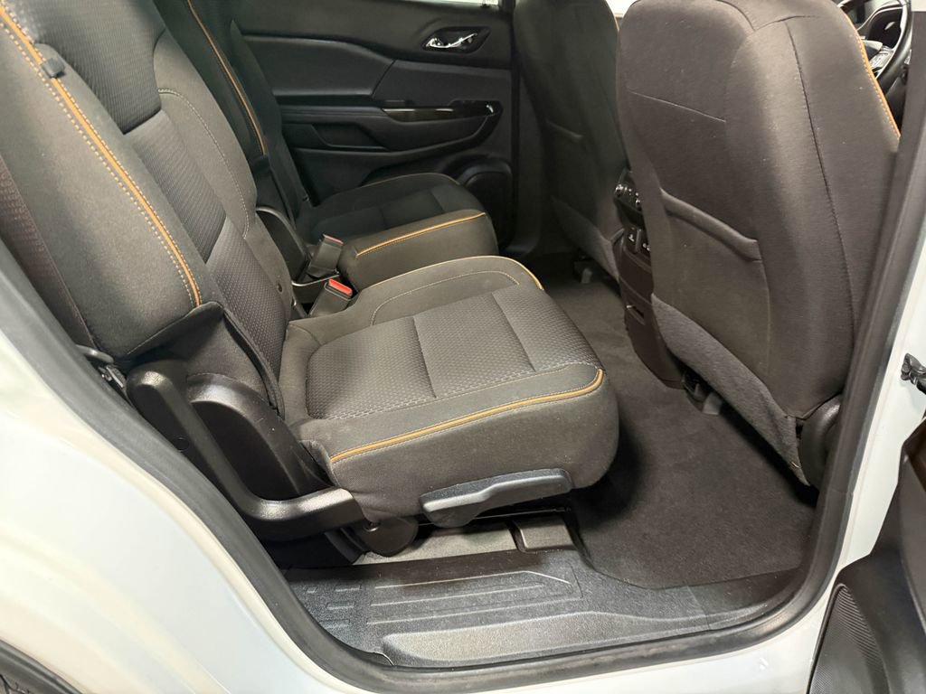 Used 2023 GMC Acadia AT4 image 66