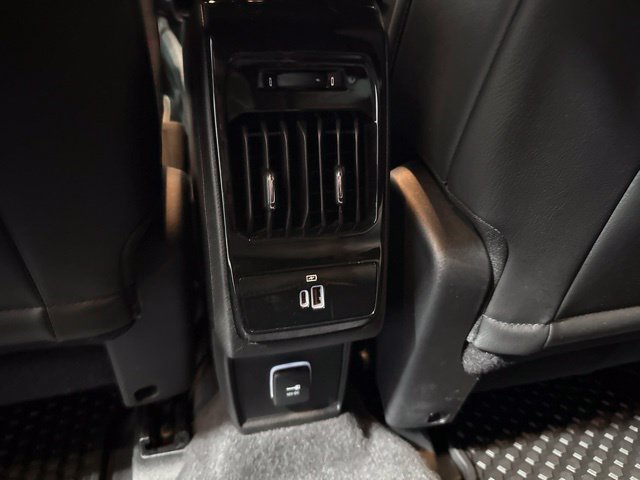 Used 2023 Jeep Compass Trailhawk w/ Trailhawk Convenience Group AWD/4WD image 27