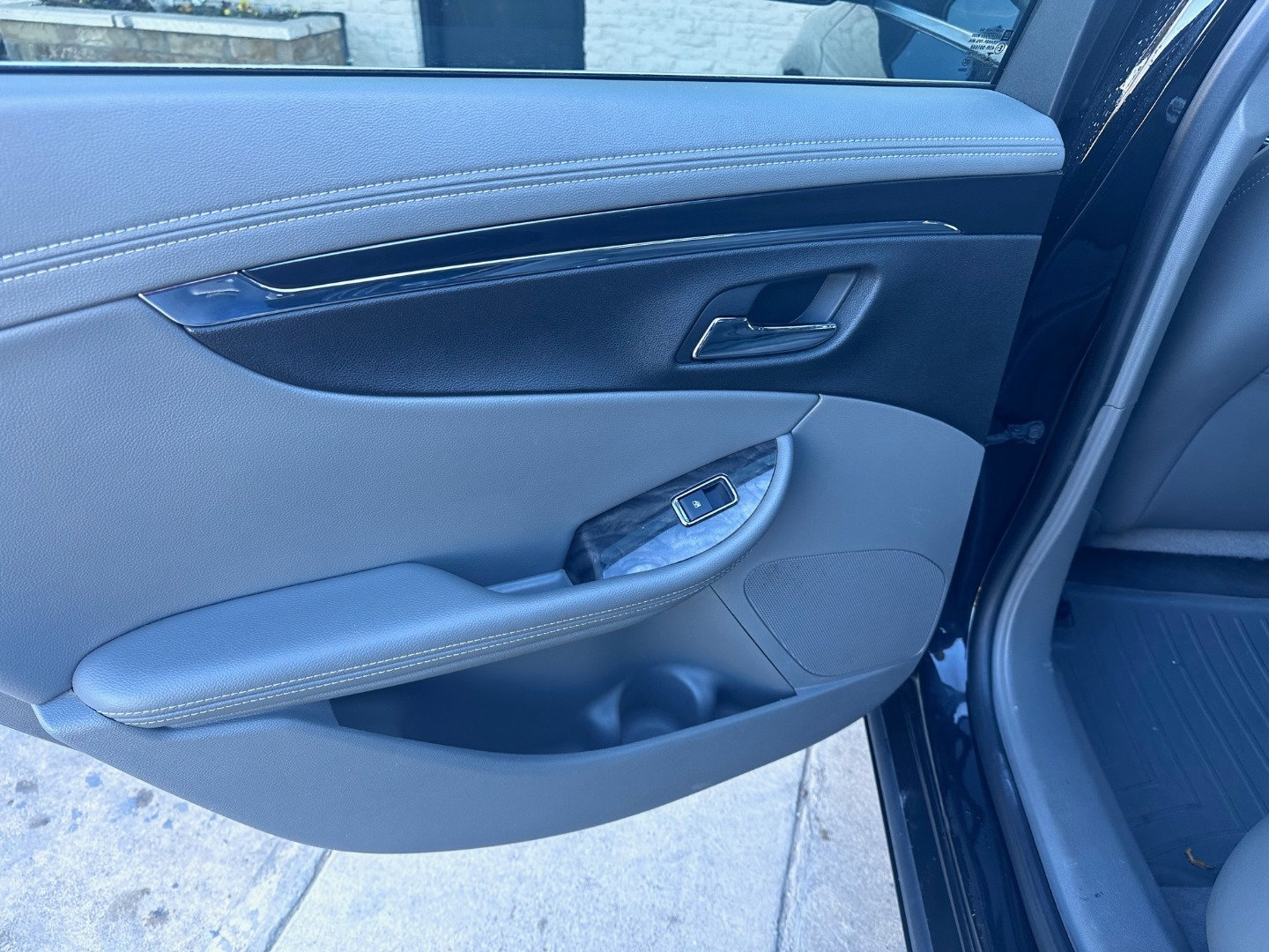 Used 2014 Chevrolet Impala LT image 15