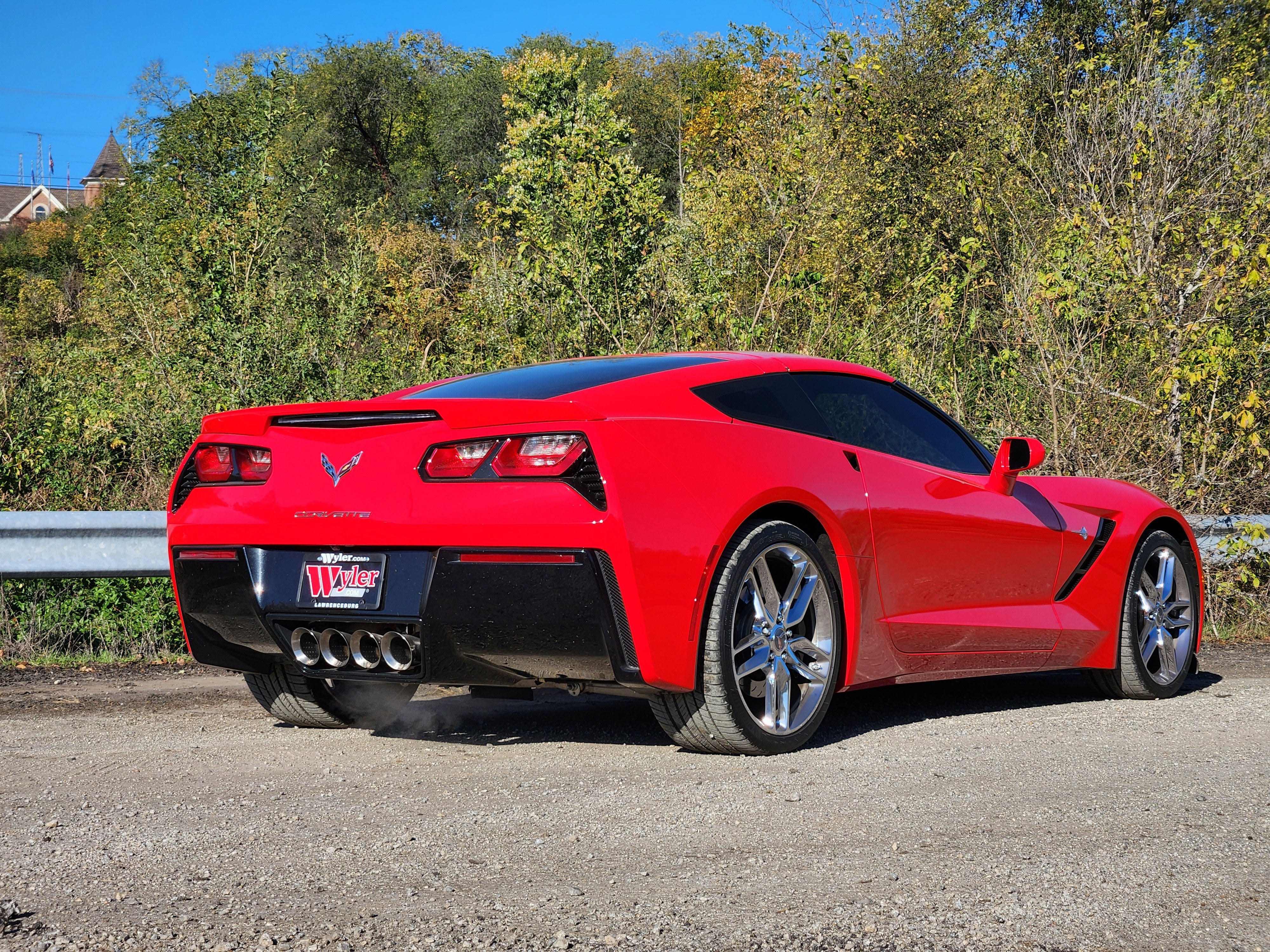 Used 2015 Chevrolet Corvette Stingray Coupe w/ 2LT Preferred Equipment Group image 17