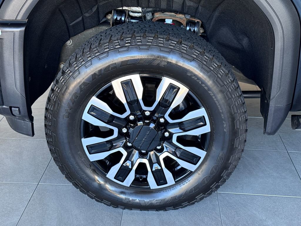 Used 2024 GMC Sierra 3500 Denali Ultimate image 4