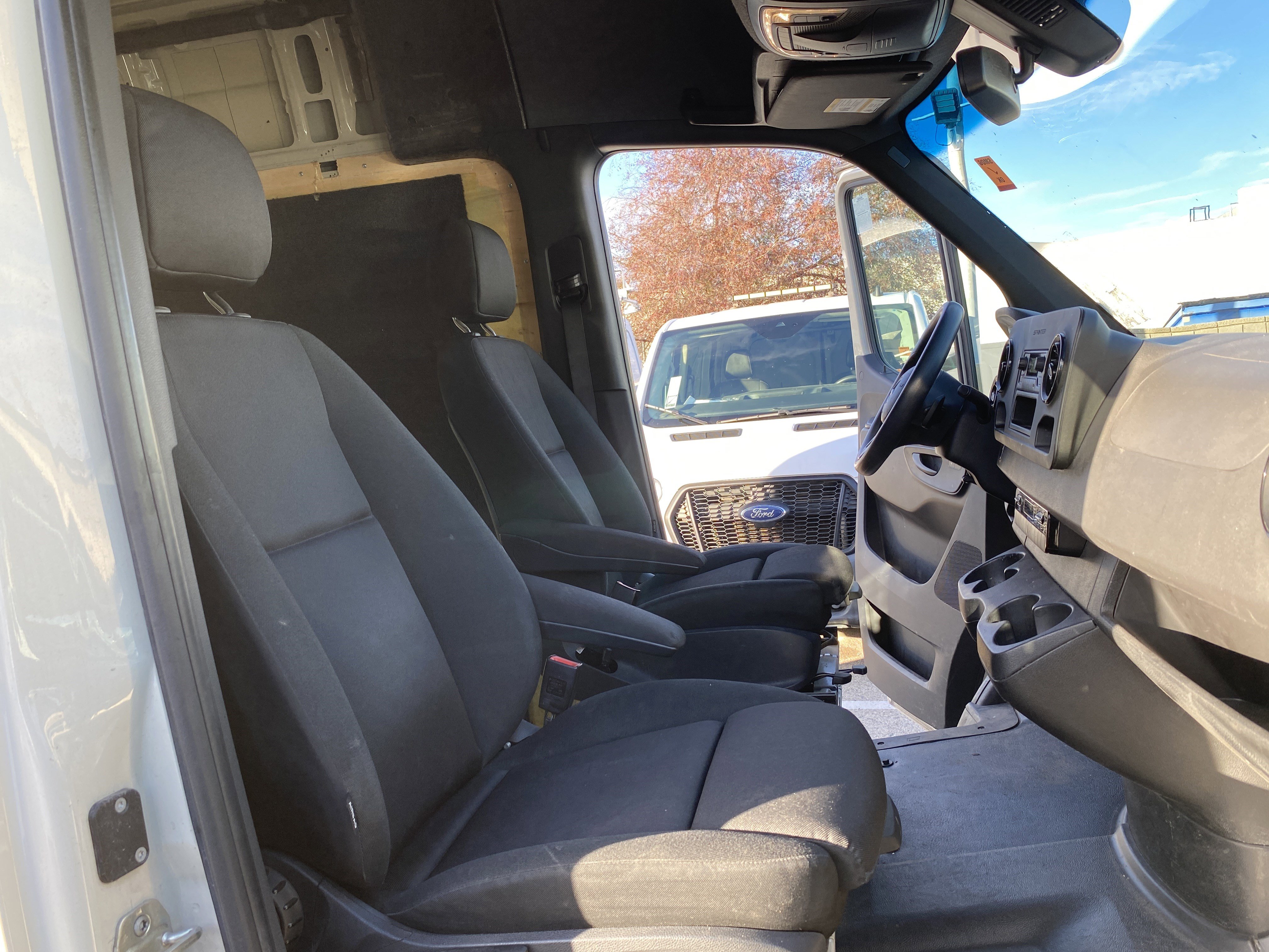 Used 2022 Mercedes-Benz Sprinter 1500 image 22