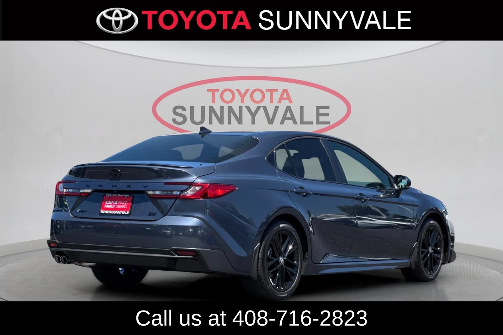 Used 2026 Toyota Camry SE w/ Multimedia Upgrade Package FWD image 3
