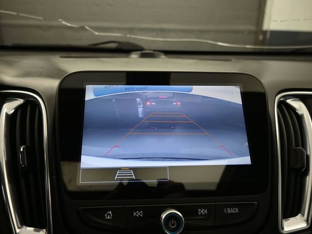 Used 2021 Chevrolet Malibu LT image 18