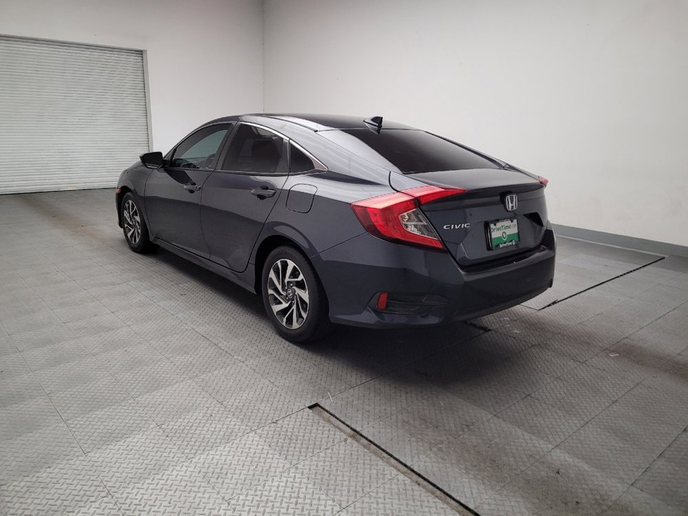 Used 2018 Honda Civic EX image 5