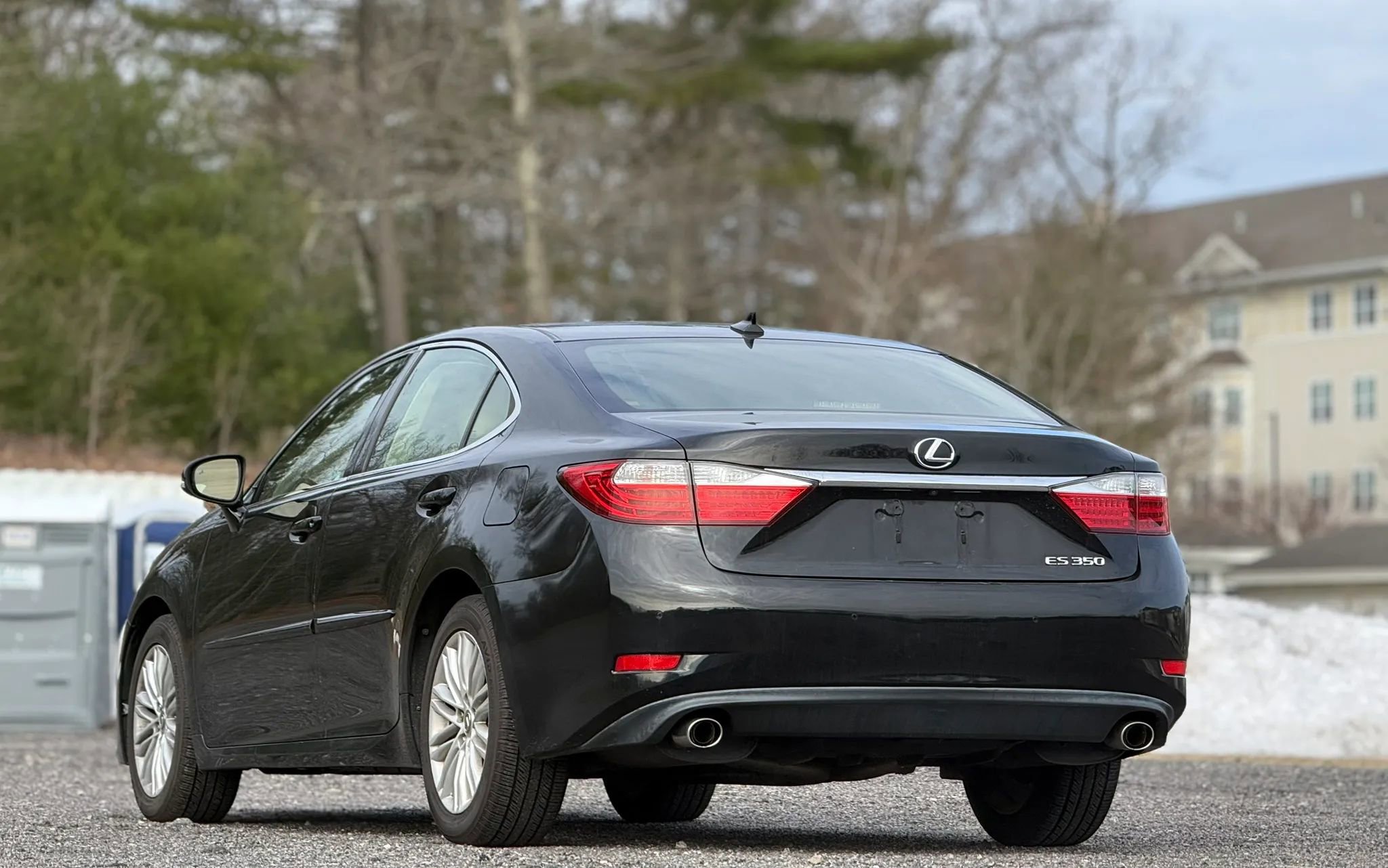 Used 2014 Lexus ES 350 w/ Luxury Package FWD image 3