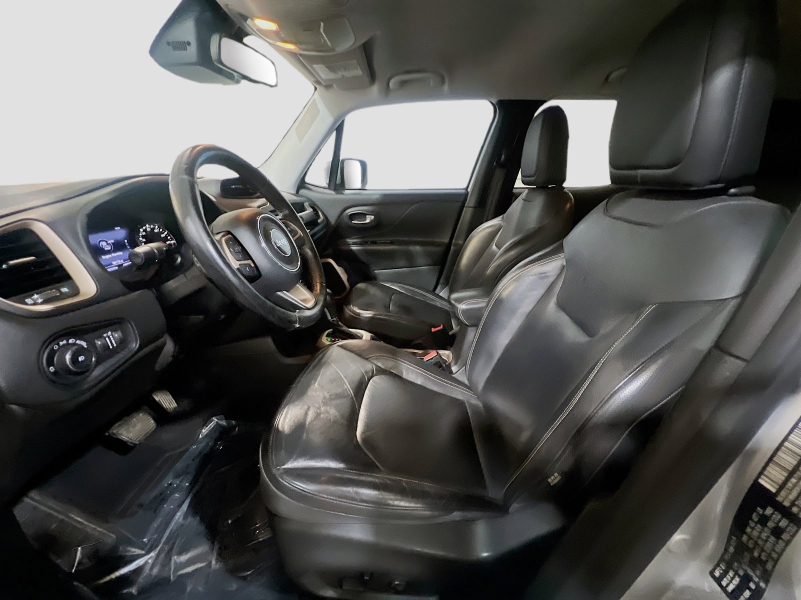 Used 2017 Jeep Renegade Limited w/ Advanced Technology Group image 13