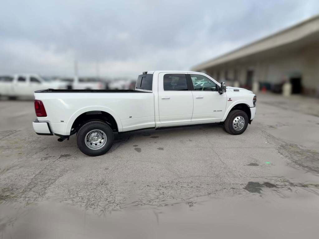 New 2026 RAM 3500 Longhorn image 13