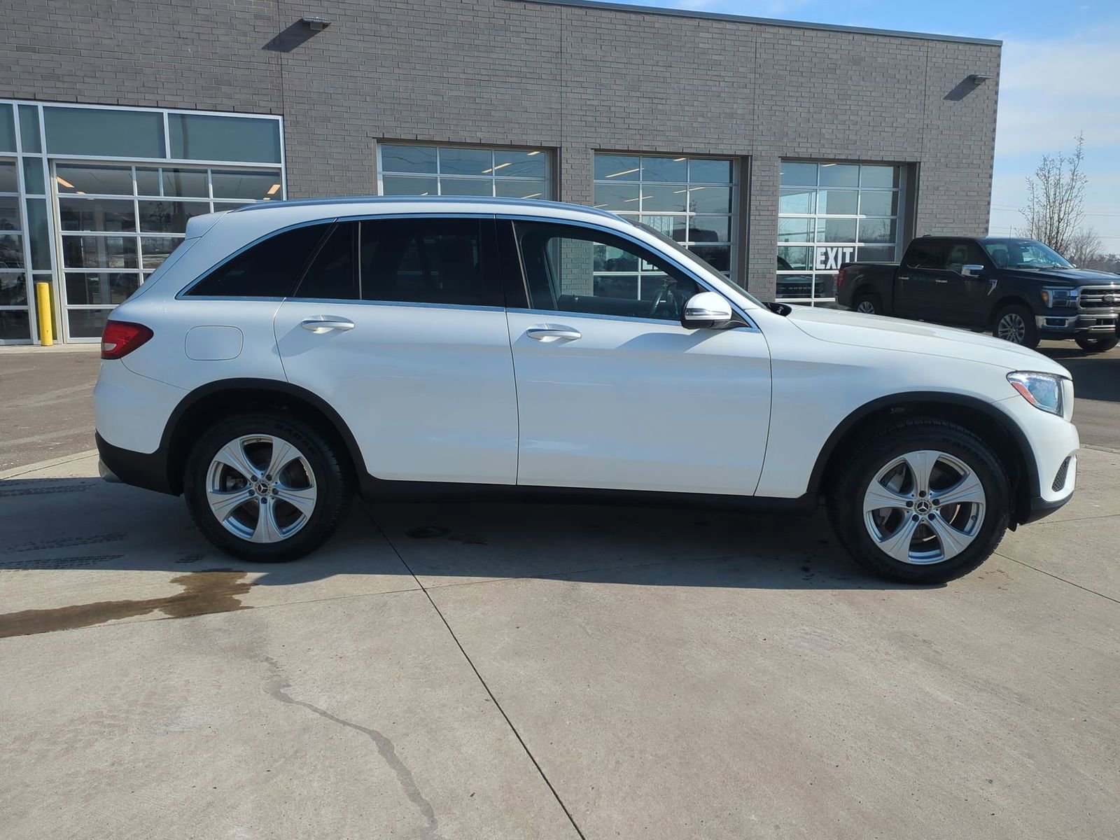 Used 2017 Mercedes-Benz GLC 300 image 8