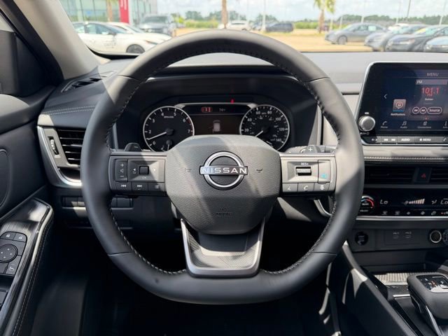 New 2026 Nissan Rogue SV FWD image 18