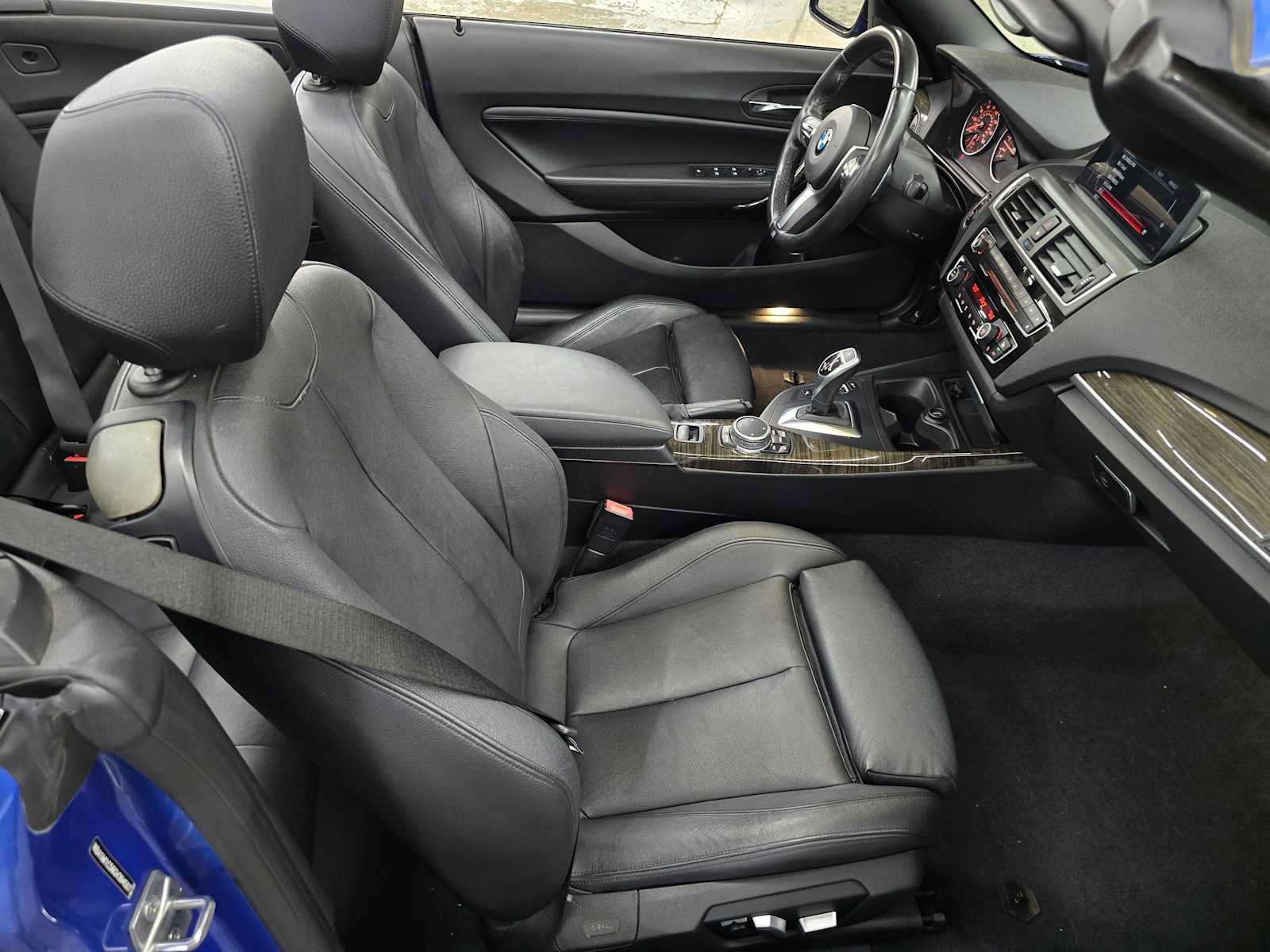 Used 2016 BMW M235i Convertible RWD image 11