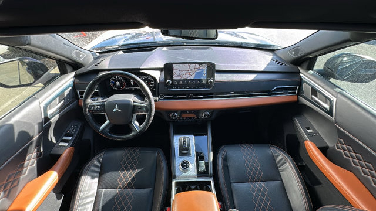 Used 2022 Mitsubishi Outlander SEL image 29