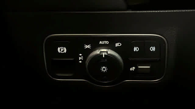 Used 2025 Mercedes-Benz GLA 250 4MATIC image 15