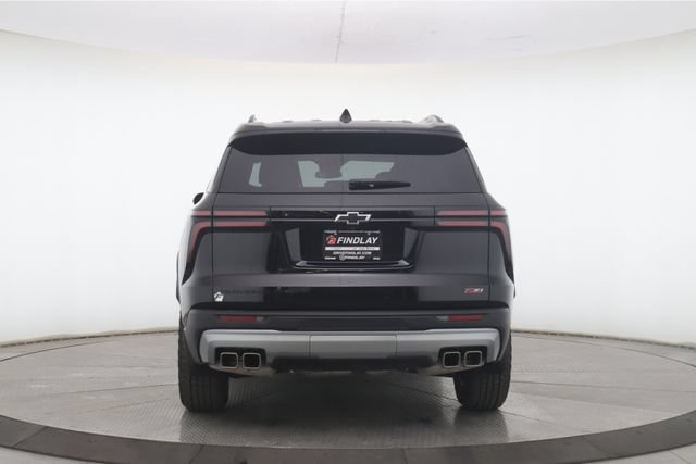 Used 2025 Chevrolet Traverse Z71 w/ LPO, Floor Liner Package AWD/4WD image 11