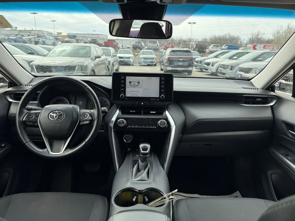 Used 2021 Toyota Venza LE image 20