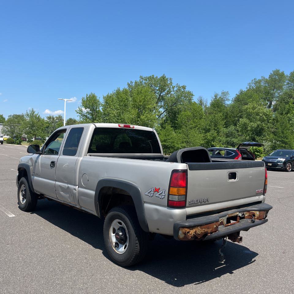Used 2007 GMC Sierra 2500 W/T w/ Snow Plow Prep Package AWD/4WD image 3