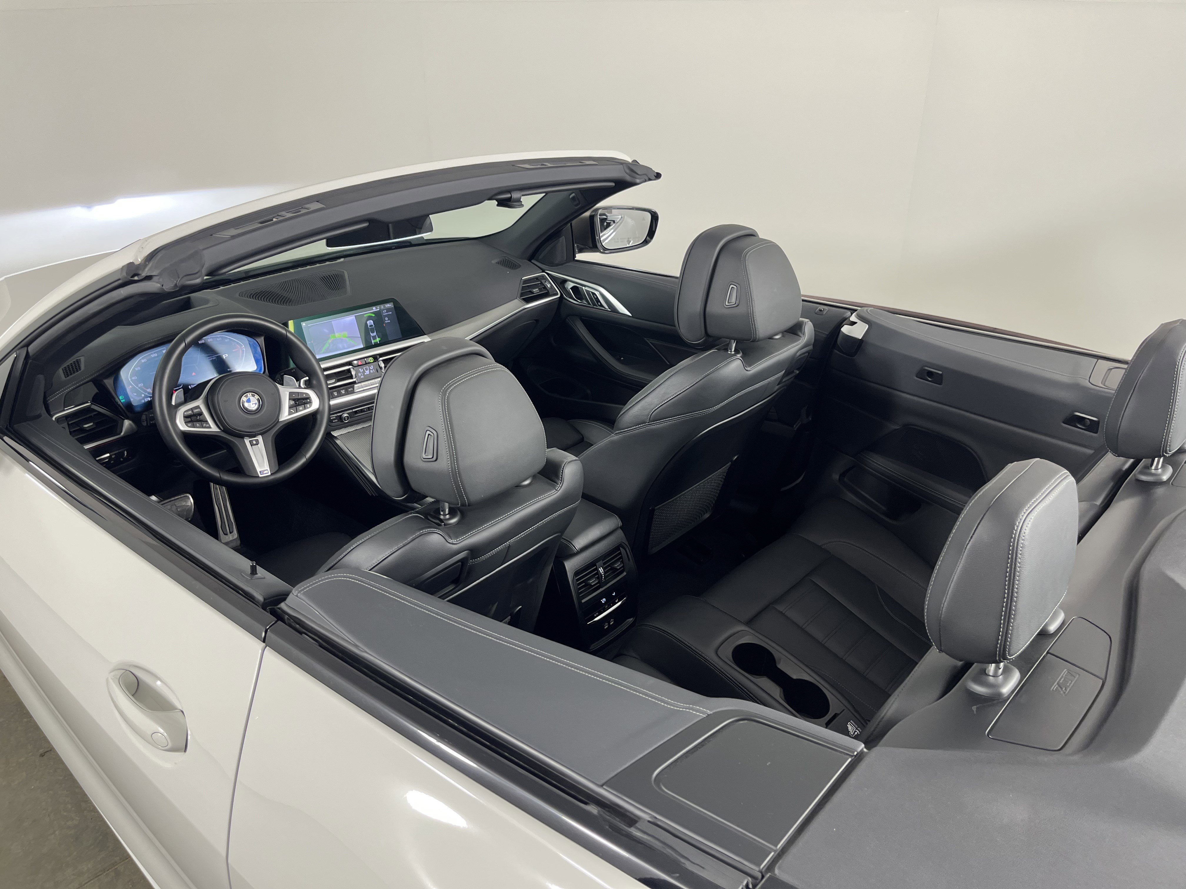 Used 2021 BMW M440i Convertible w/ Premium Package image 25