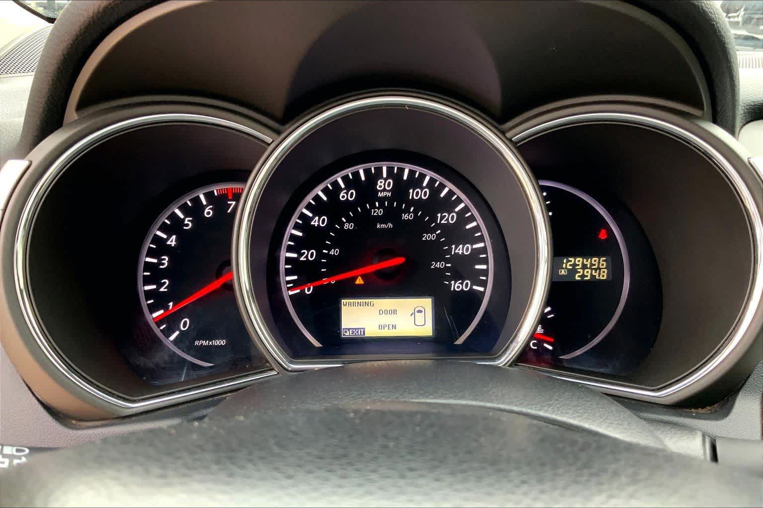 Used 2013 Nissan Murano SV AWD/4WD image 24
