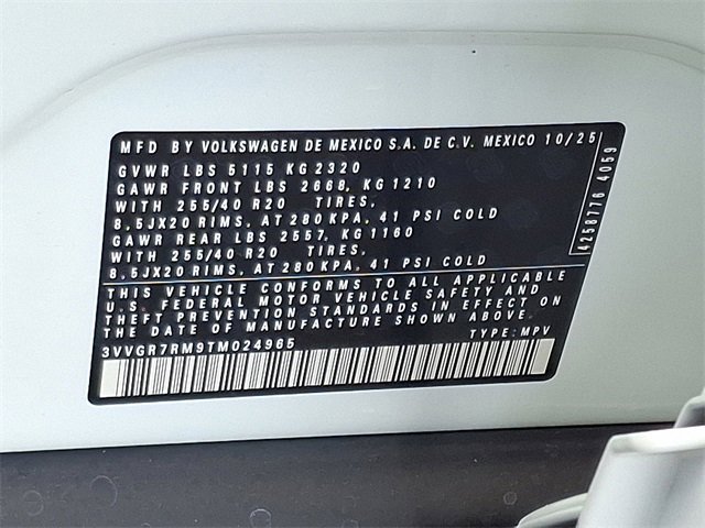 New 2026 Volkswagen Tiguan SE R-Line image 11