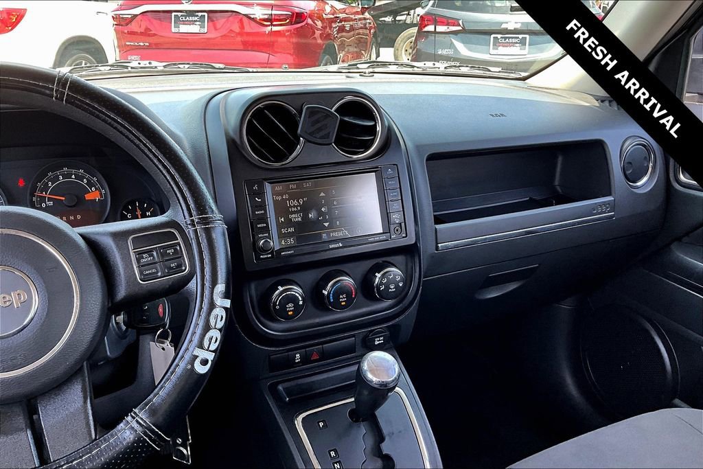 Used 2016 Jeep Patriot Sport w/ Power Value Group image 9