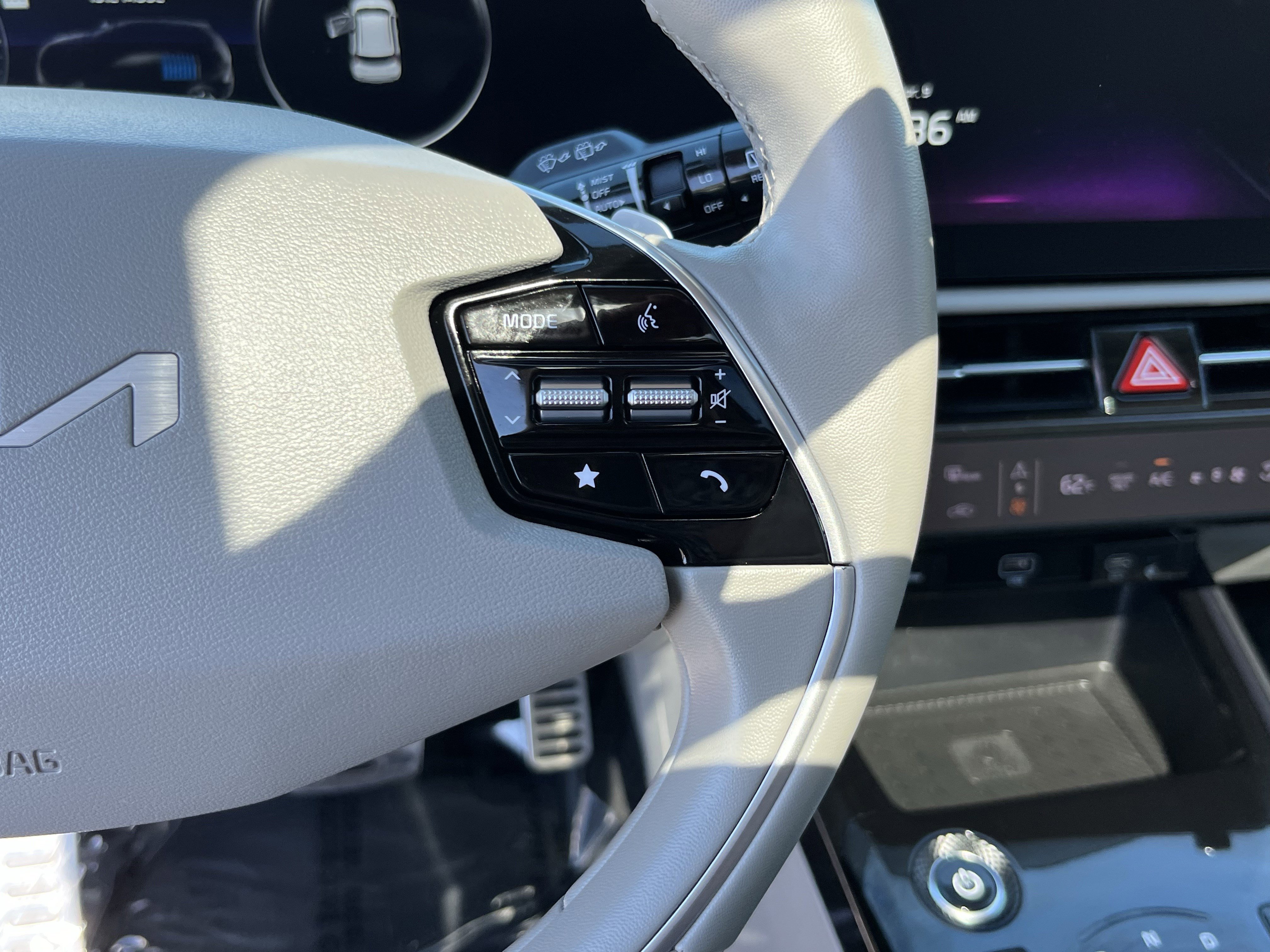 Used 2023 Kia Niro Wave image 23