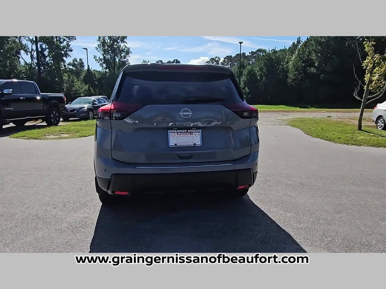 New 2026 Nissan Rogue SV image 28
