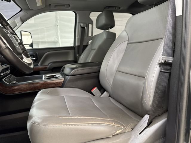 Used 2018 GMC Sierra 2500 SLT w/ Duramax Plus Package image 18