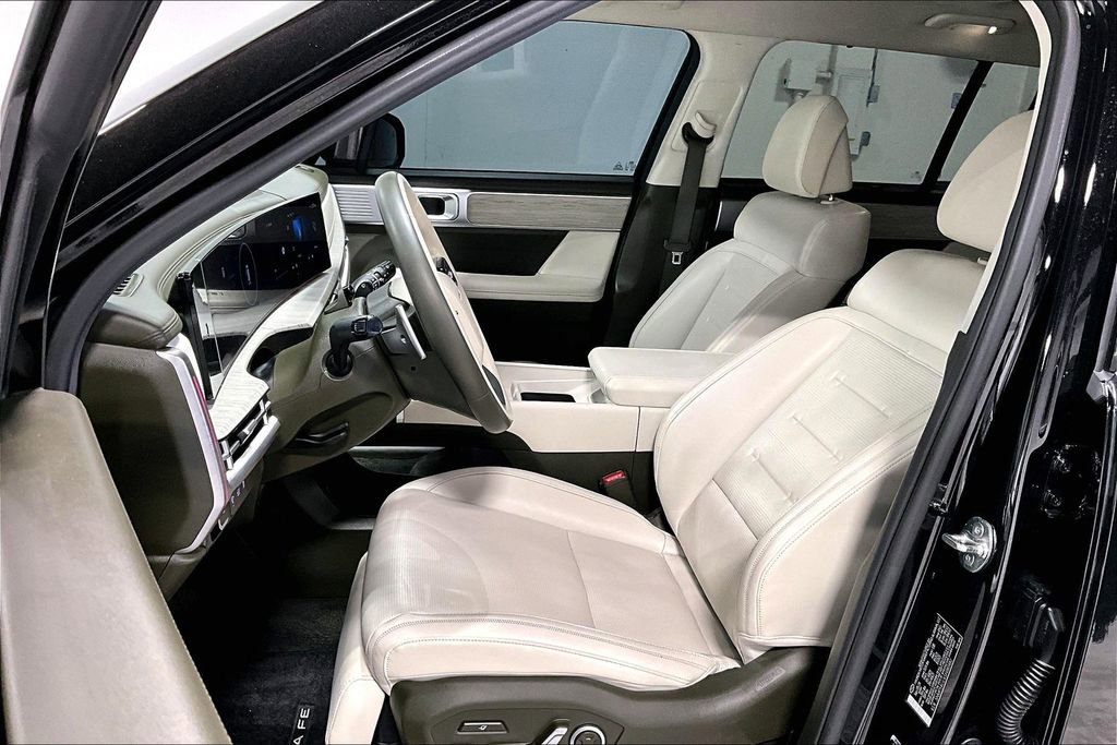 Used 2025 Hyundai Santa Fe Calligraphy image 34