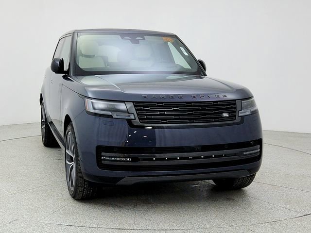New 2026 Land Rover Range Rover SE AWD/4WD image 2