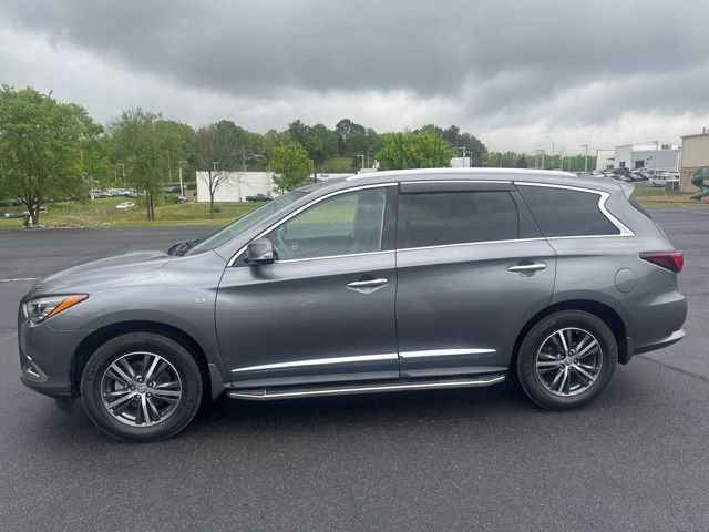 Used 2017 INFINITI QX60 Luxe w/ Premium Plus Package AWD/4WD image 3