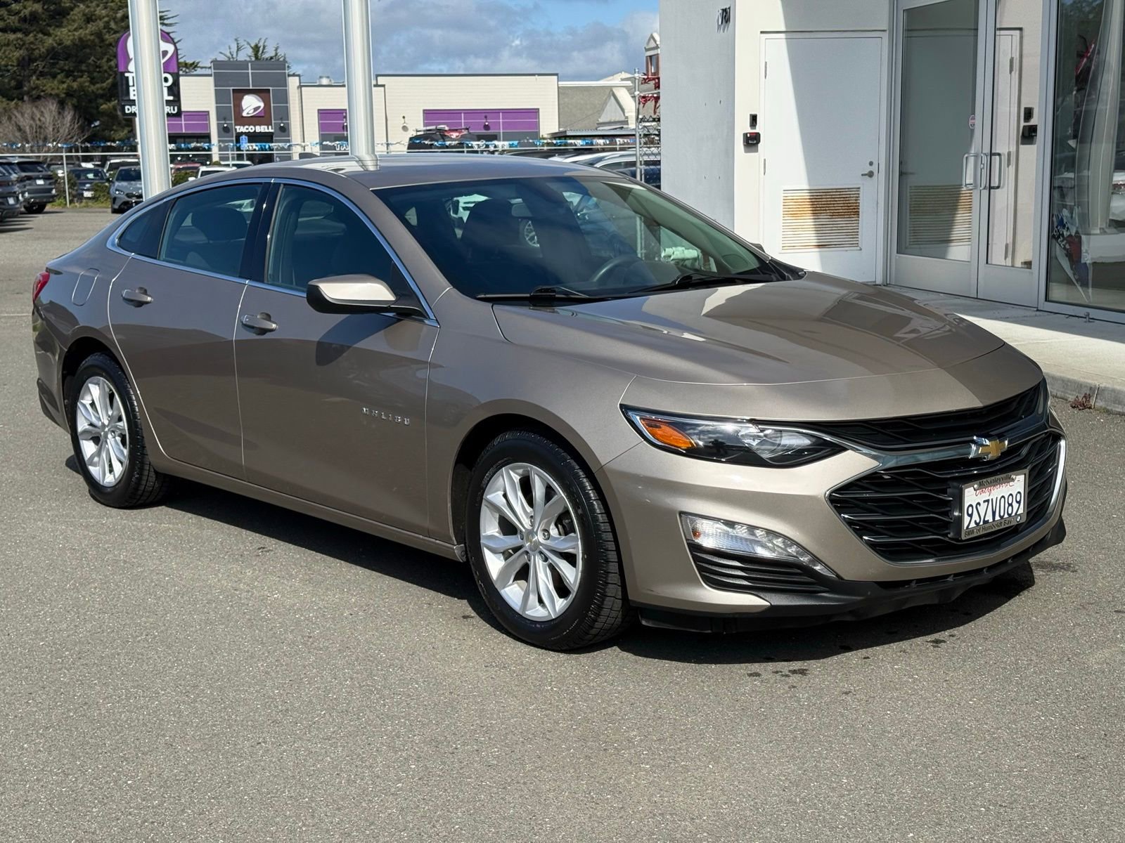 Used 2022 Chevrolet Malibu LT image 1
