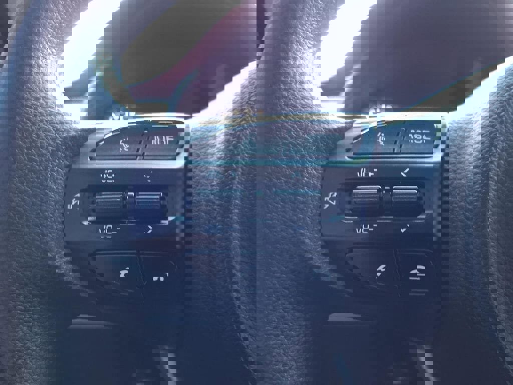 Used 2020 Kia Rio LX image 7