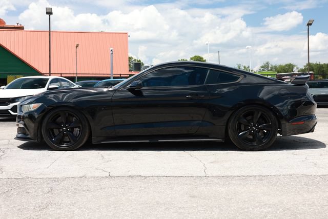 Used 2016 Ford Mustang GT w/ GT Performance Package RWD image 4