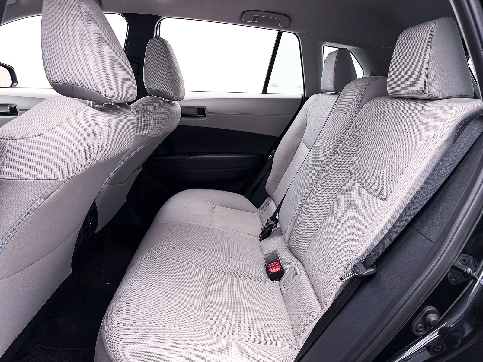 Used 2025 Toyota Corolla Cross L FWD image 32