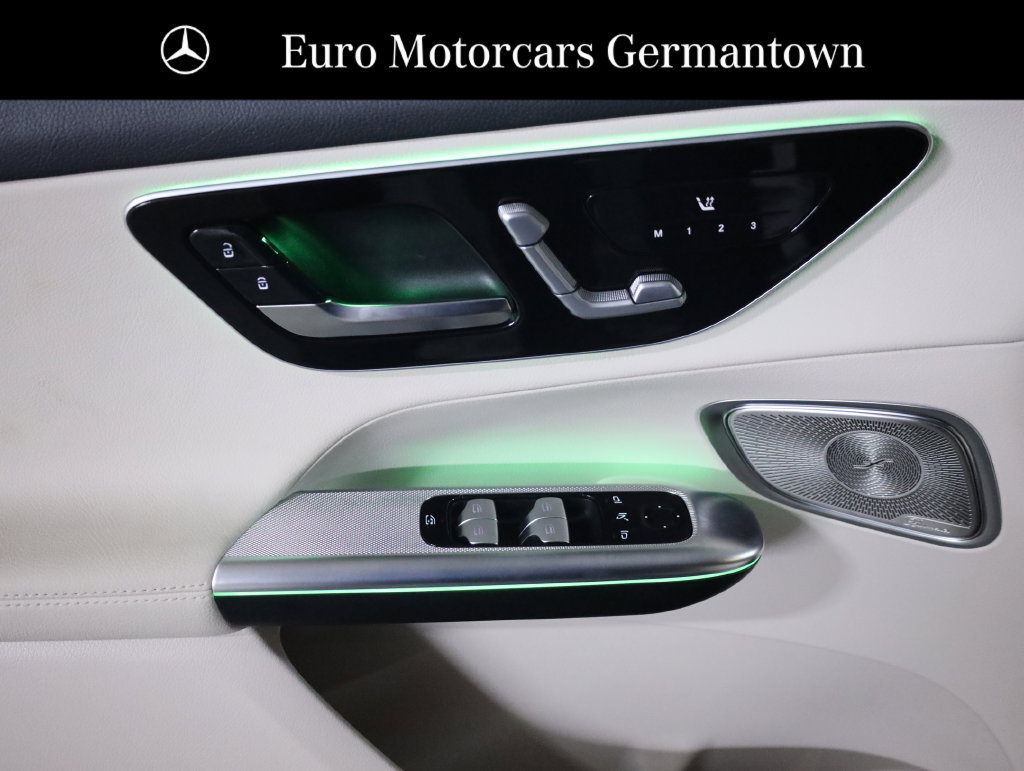 Used 2026 Mercedes-Benz GLC 300 4MATIC image 11