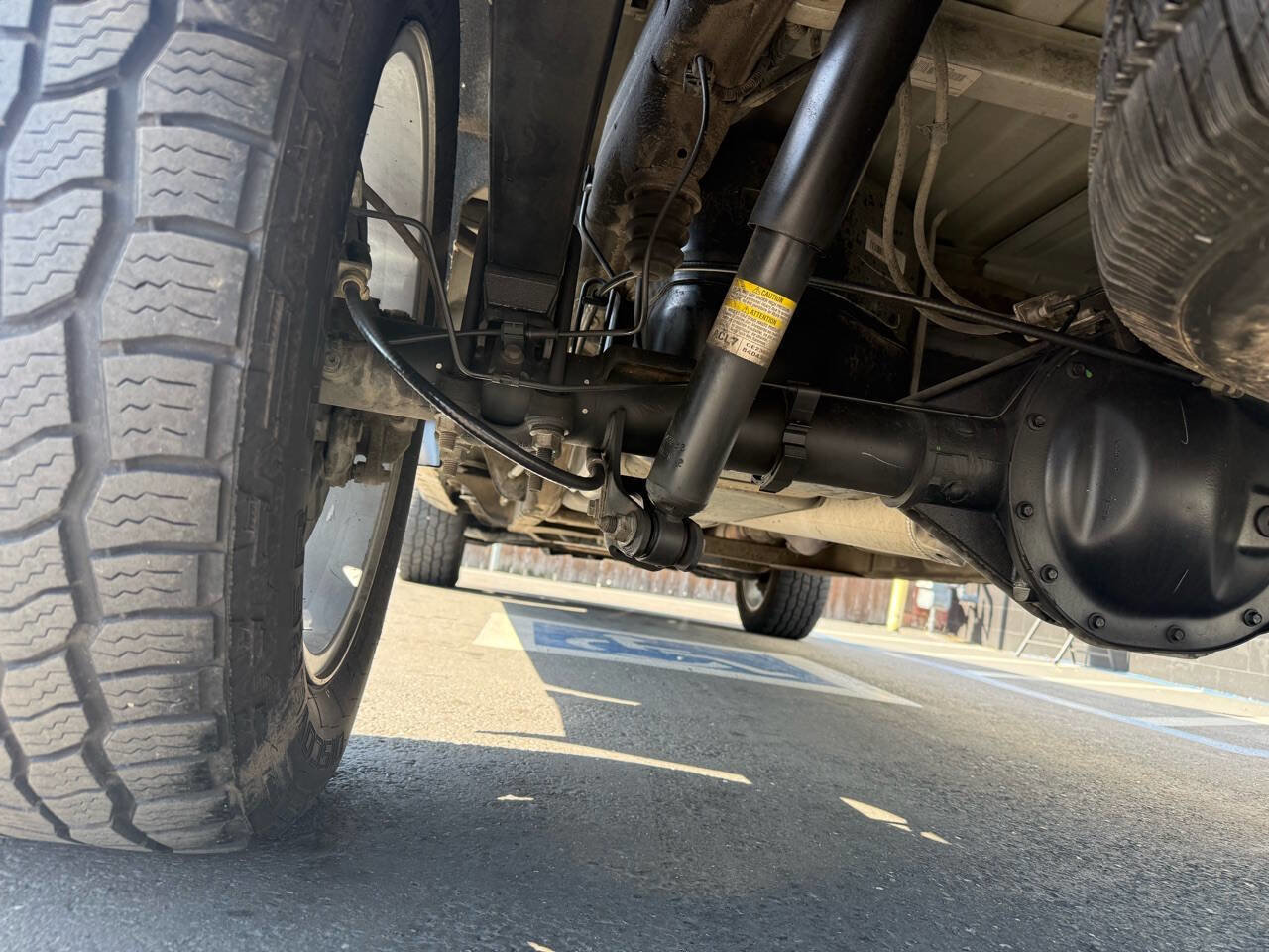 Used 2018 Chevrolet Silverado 1500 LT w/ LT Eassist Package image 18