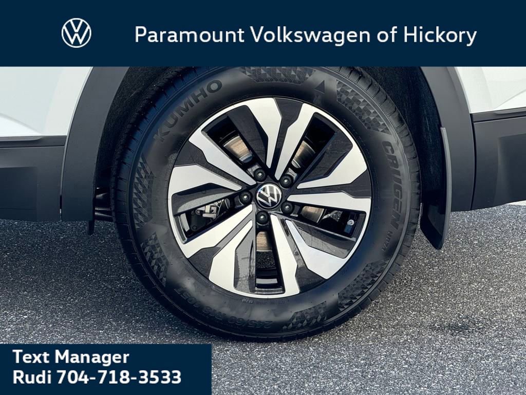 New 2026 Volkswagen Atlas SE image 3