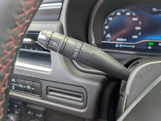 Used 2024 Chevrolet Silverado 2500 Custom w/ Custom Value Package AWD/4WD image 33