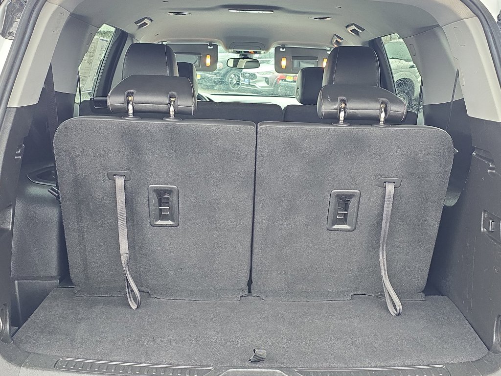 Used 2023 GMC Acadia SLT image 9