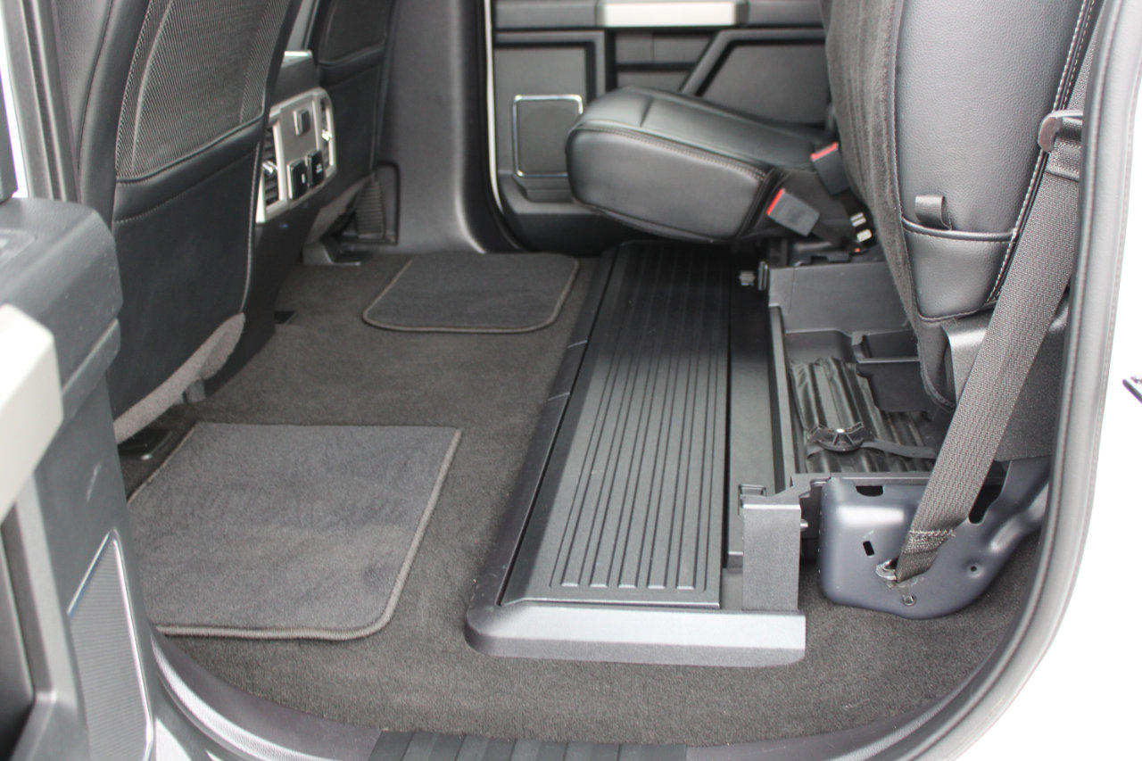 Used 2019 Ford F250 Lariat w/ Chrome Package image 36