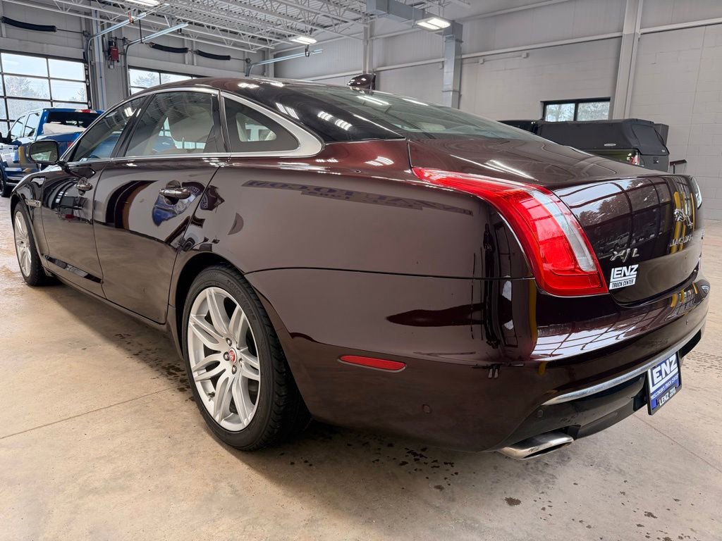 Used 2017 Jaguar XJ L Portfolio image 5